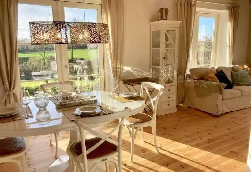 Hogelia Comfortable Holiday Residence