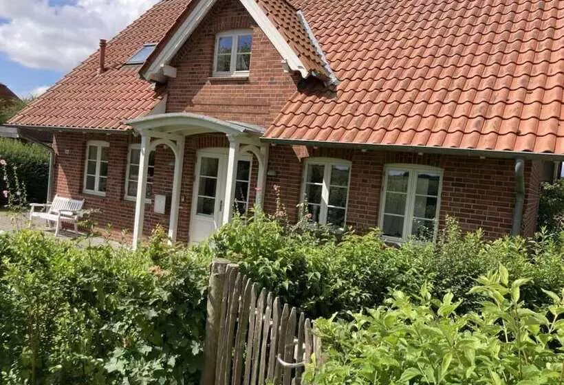 Hogelia Comfortable Holiday Residence