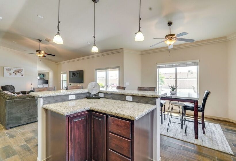 Home W/ Private Pool ~ 2 Mi To London Bridge Beach