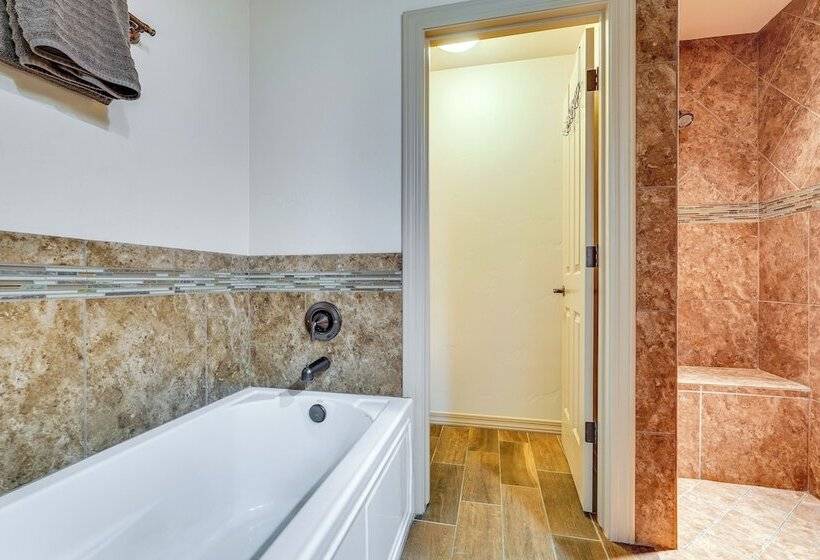 Home W/ Private Pool ~ 2 Mi To London Bridge Beach