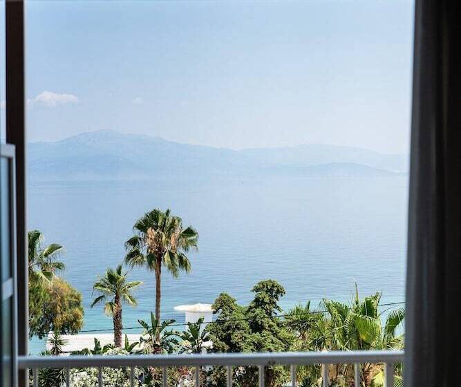 فندق Black & White Boho Resort