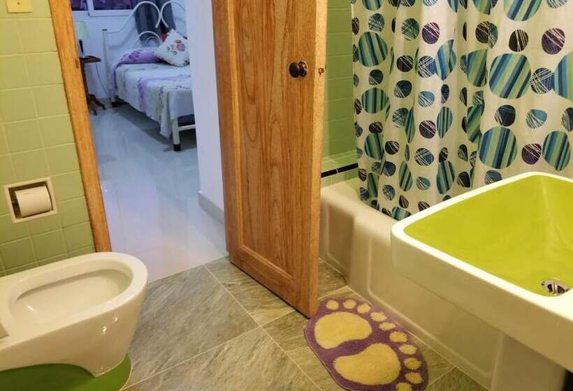 هتل Casayai Centro Habana