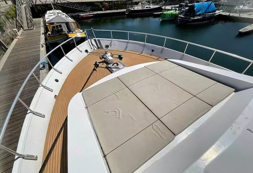 هتل Luxury Yacht In La Rochelle With A Terrace