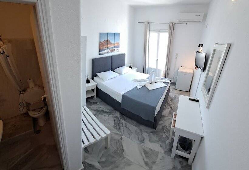 בית מלון כפרי Oceanis Resort