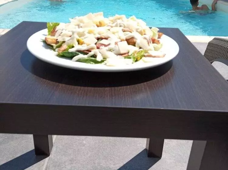 Hotelli Oceanis Resort