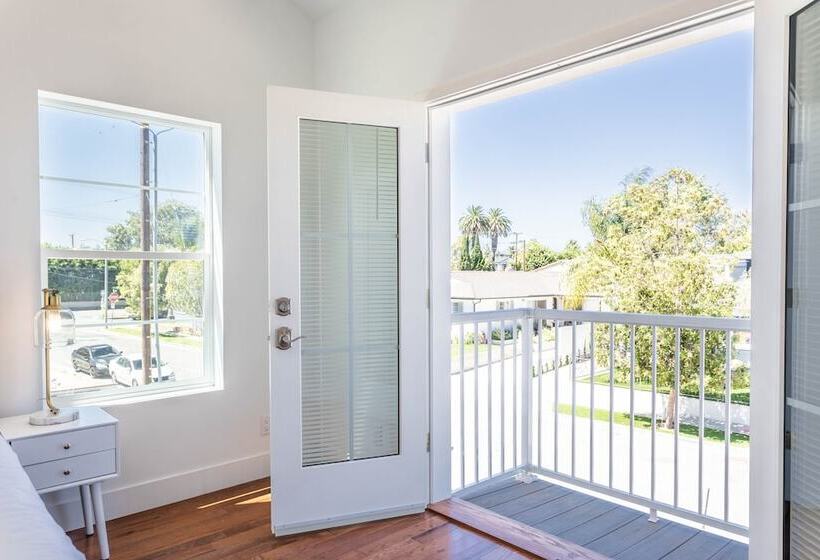 Ince By Avantstay 100 Meters To Amazon Studios