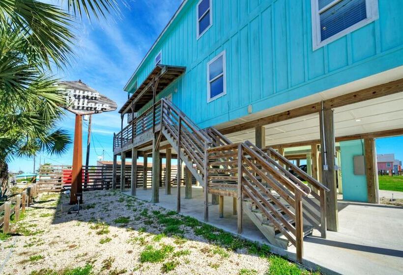 6bdr Bay Haven W/ Shared Waterfront Pool + Boat Dock Keeper Trout By Avantstay
