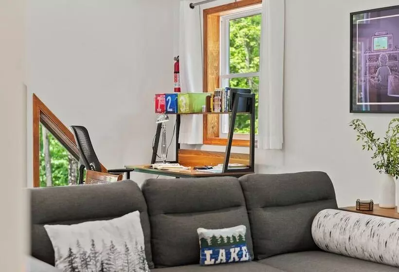 Maple Oasis By Avantstay Newly Built W/ Hot Tub, Game Room & Fire Pit