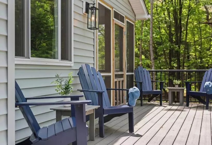 Maple Oasis By Avantstay Newly Built W/ Hot Tub, Game Room & Fire Pit