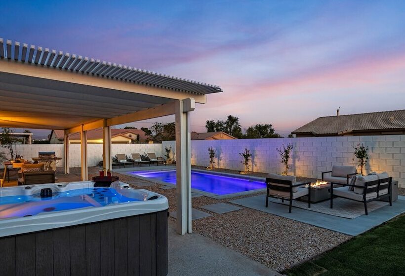 Montego By Avantstay Private Yard W/ Pool & Hot Tub