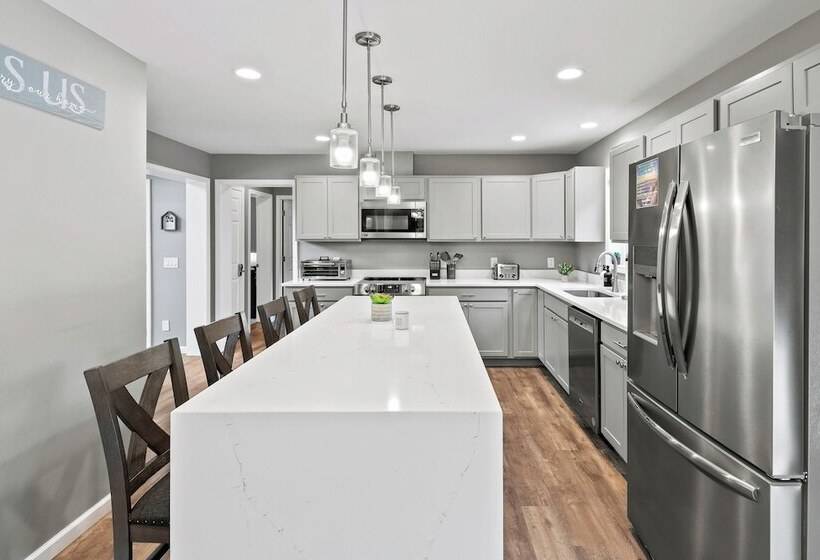 Nittany Cabin By Avantstay Lakefront, View, Firepit