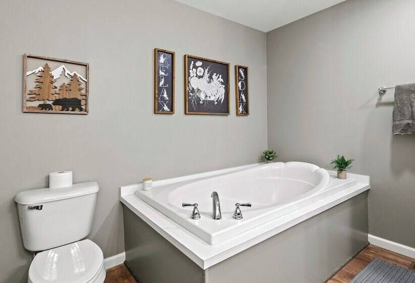 Nittany Cabin By Avantstay Lakefront, View, Firepit