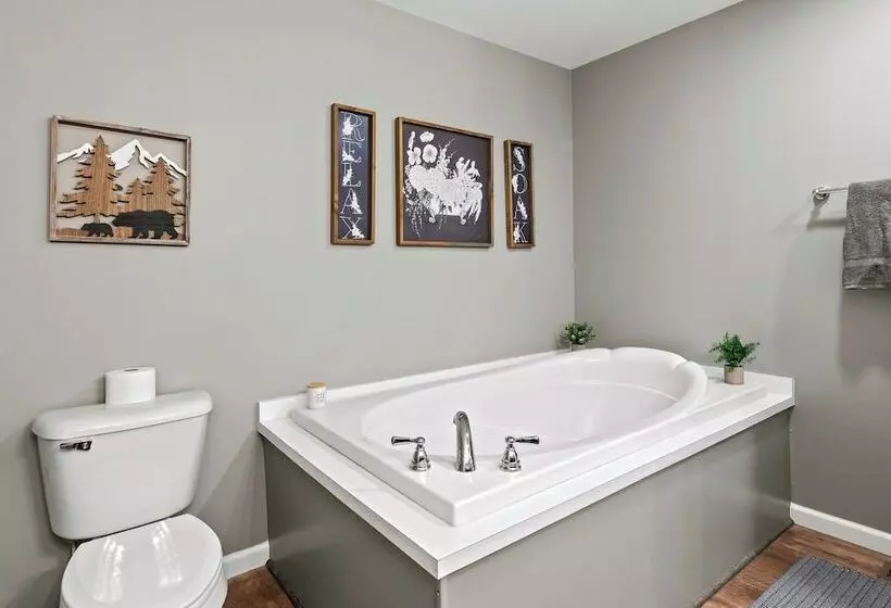 Nittany Cabin By Avantstay Lakefront, View, Firepit