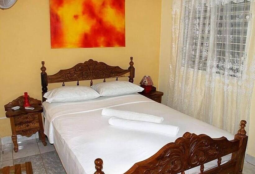 پانسیون Hostal Doña Miñe Trinidad