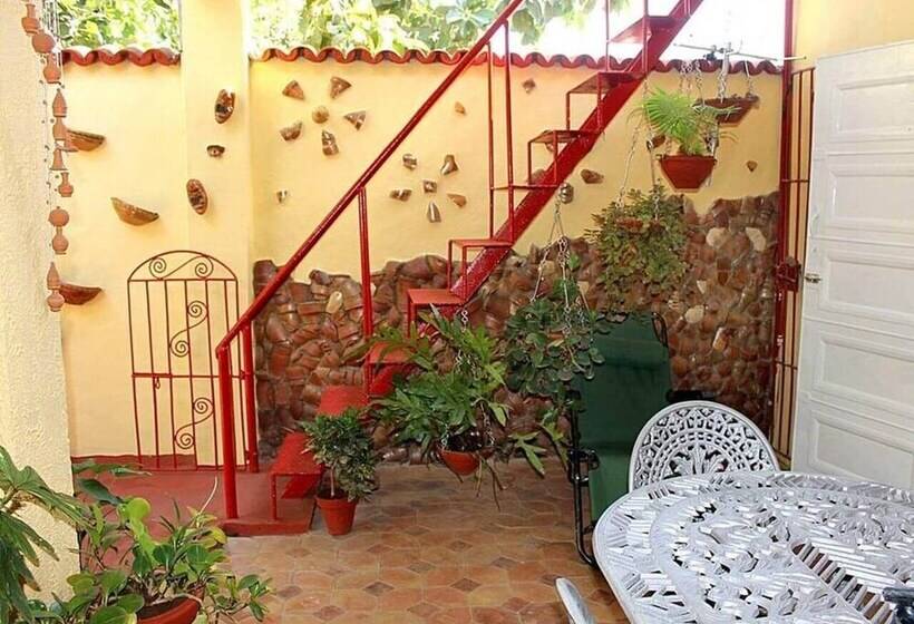 پانسیون Hostal Doña Miñe Trinidad