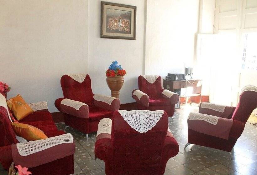 پانسیون Hostal Rosa Y Ramon Trinidad