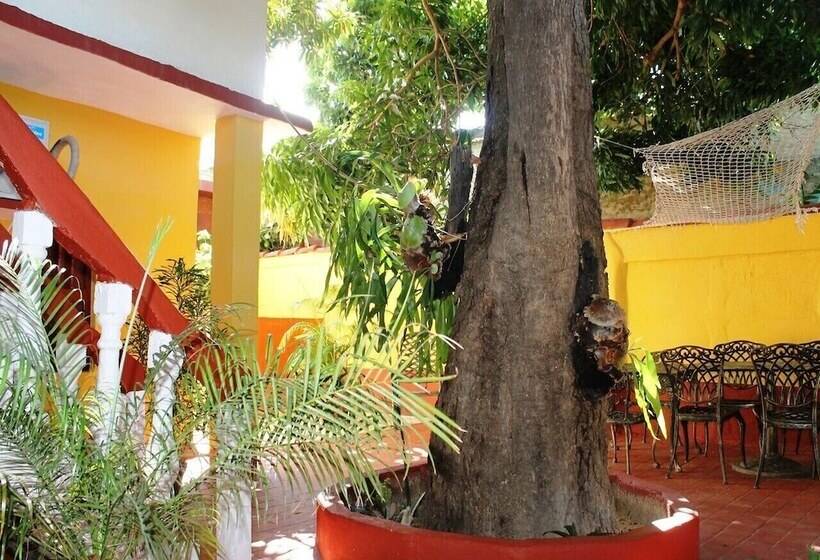 پانسیون Hostal Rosa Y Ramon Trinidad