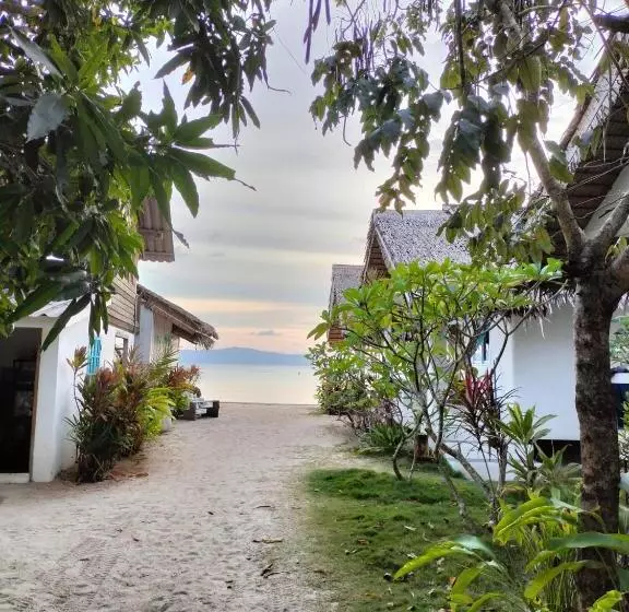 Lomakeskus Sand Terrace Beach Bungalows