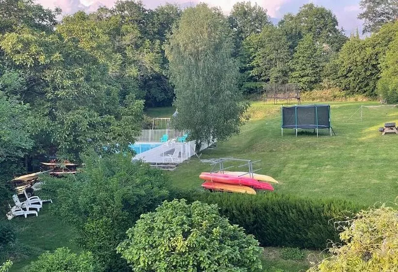 Spacious Gite With Large Terrace