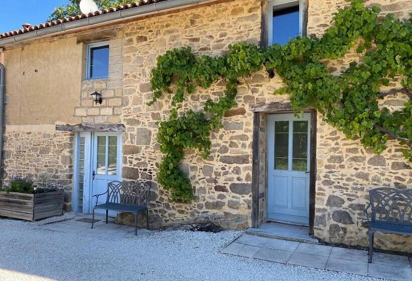 Spacious Gite With Large Terrace