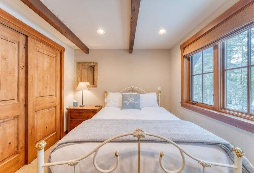 Ward Creek By Avantstay 5 Min Walk To Lake, Deck