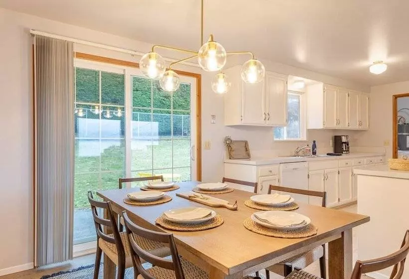 Whidbey Bliss By Avantstay 2min To Beach + View