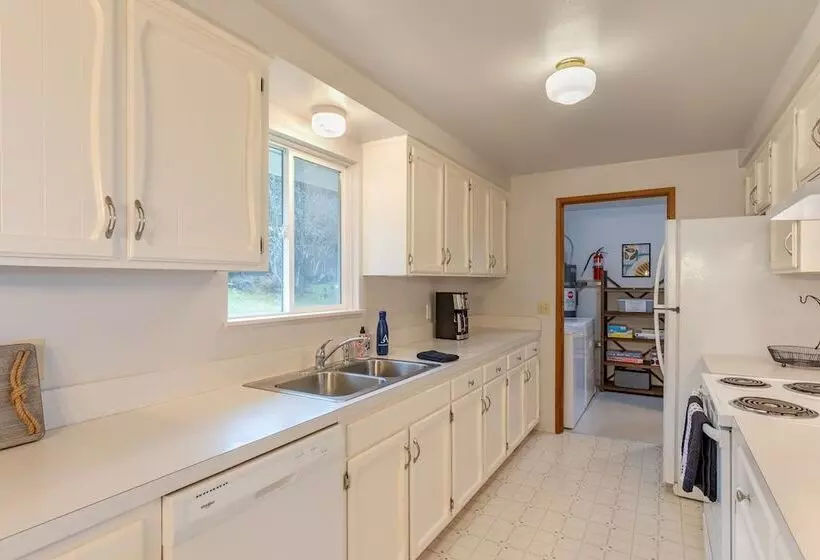 Whidbey Bliss By Avantstay 2min To Beach + View