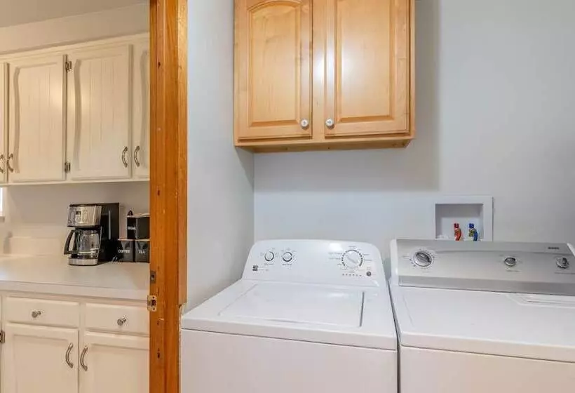 Whidbey Bliss By Avantstay 2min To Beach + View