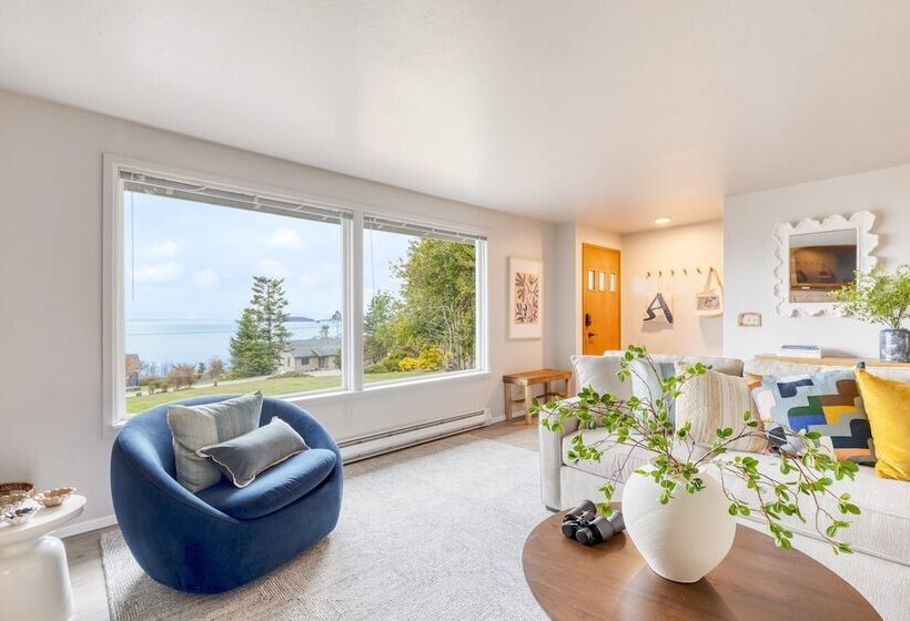 Whidbey Bliss By Avantstay 2min To Beach + View