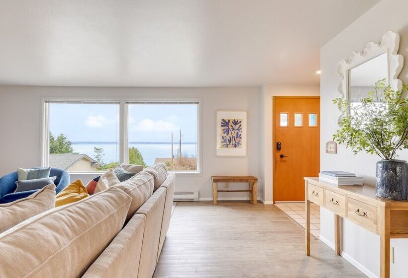 Whidbey Bliss By Avantstay 2min To Beach + View