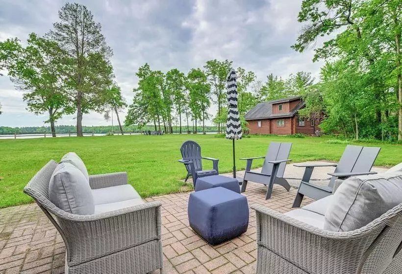 Wisconsin Home W/ Dock On Lake Arbutus!