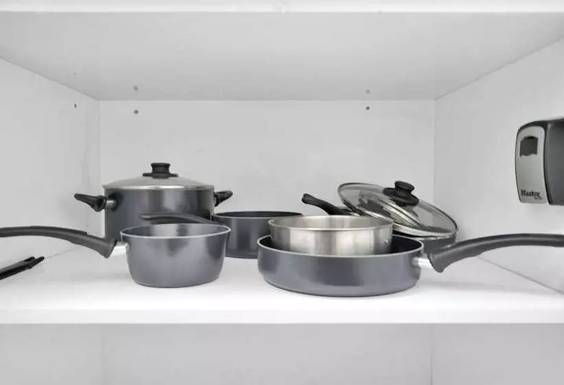 Zeus Sanctuary In Brickell Miami