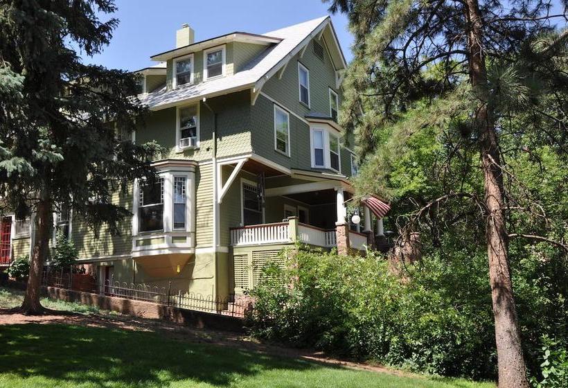 Avenue Hotel Bed And Breakfast