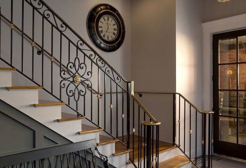 فندق 16 Bay View