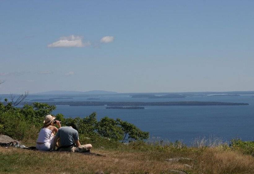 فندق 16 Bay View