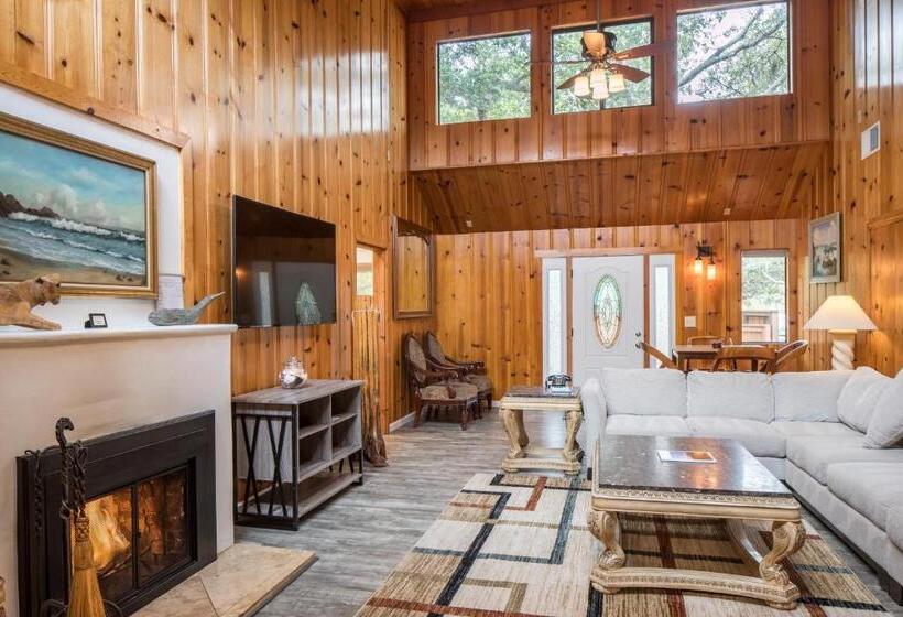 فندق Andril Fireplace Cottages