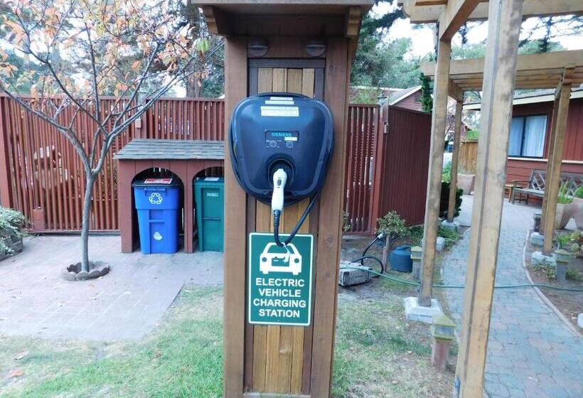 فندق Andril Fireplace Cottages