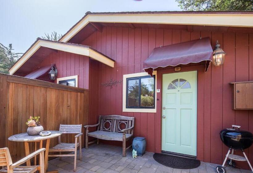 فندق Andril Fireplace Cottages