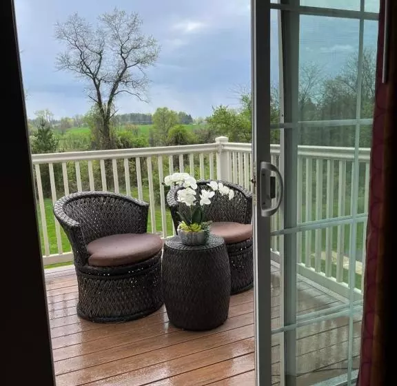 Hotelli Brinton Suites