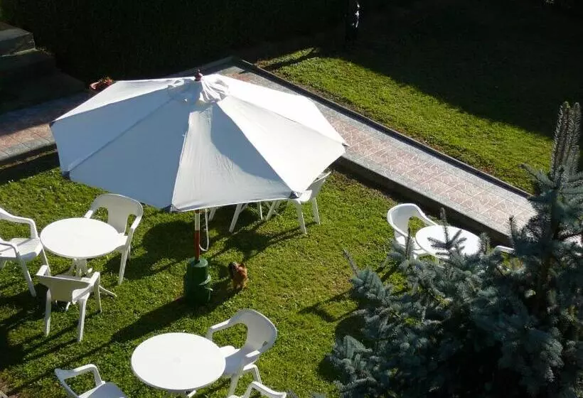 Hotelli El Pinar