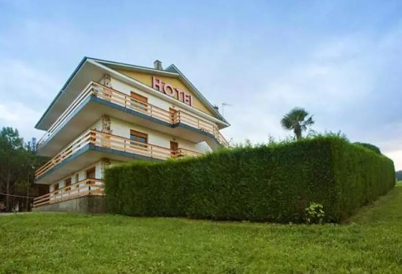 Hotelli El Pinar