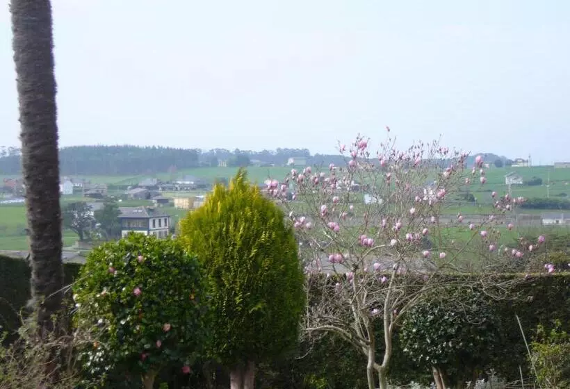 Hotelli El Pinar
