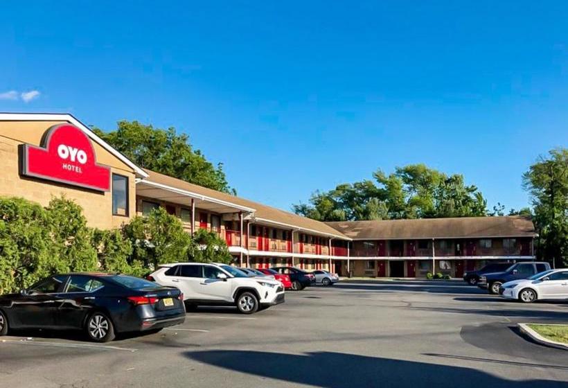 בית מלון כפרי Global Inn Edison