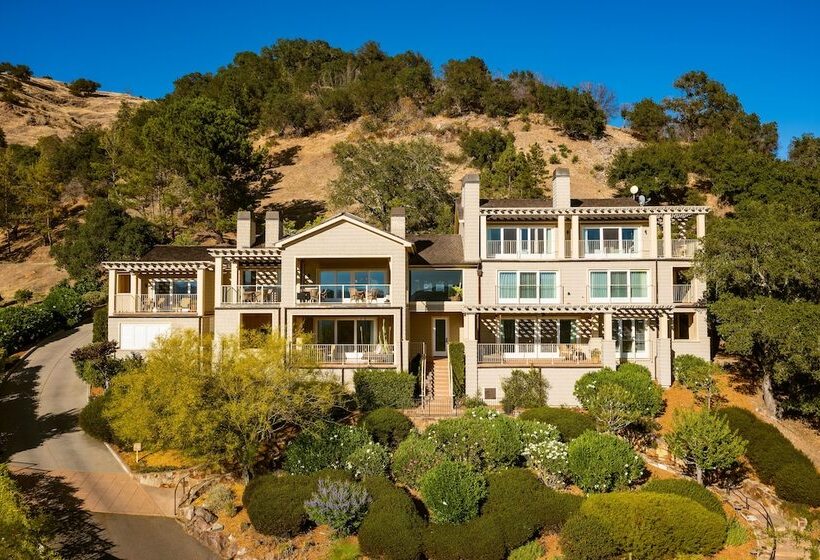 בית מלון כפרי Poetry Inn Napa Valley