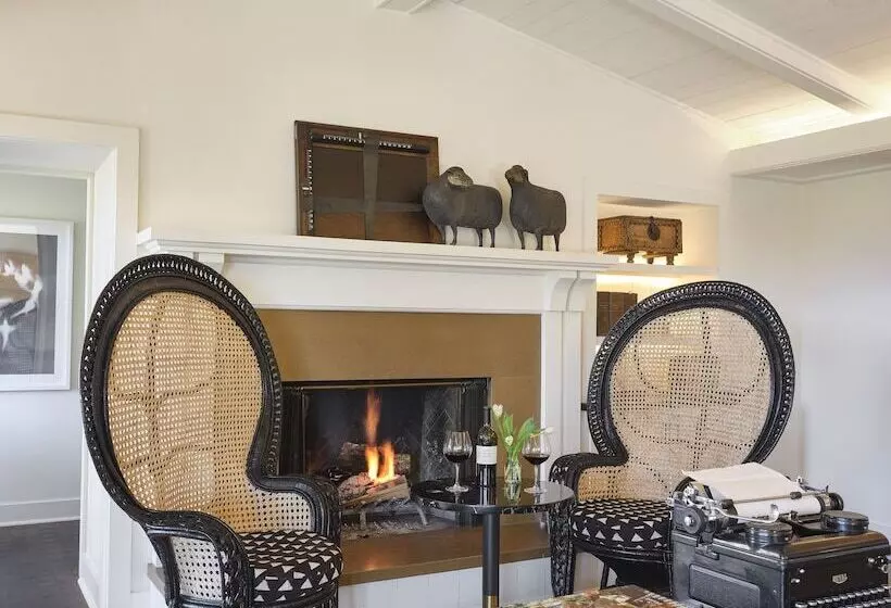 هتل Poetry Inn Napa Valley