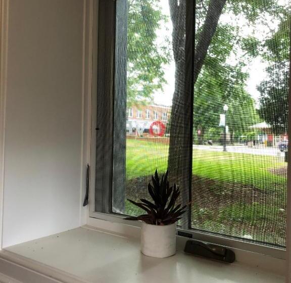 Отель Suites At 249