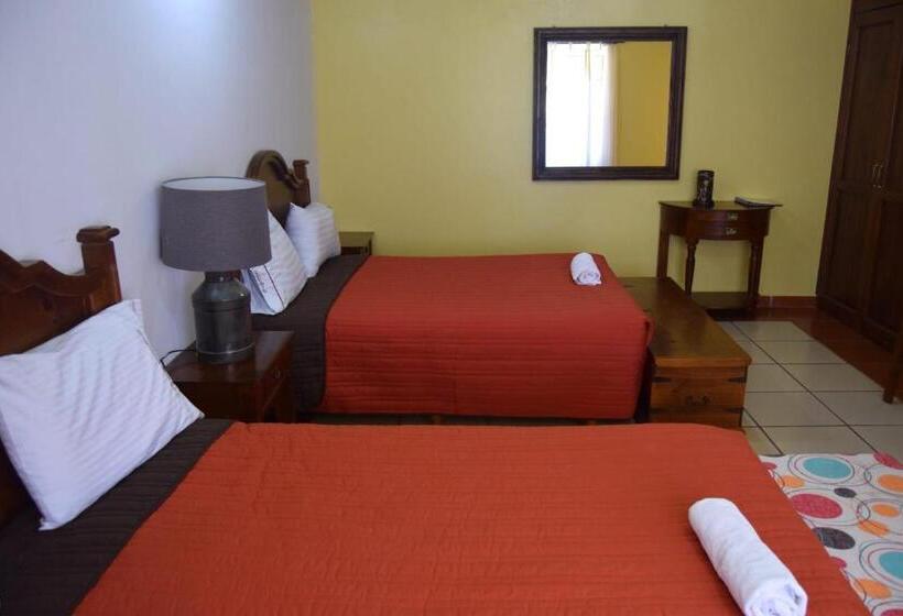 Hotel Xiadani Restaurante, Temazcal & Spa