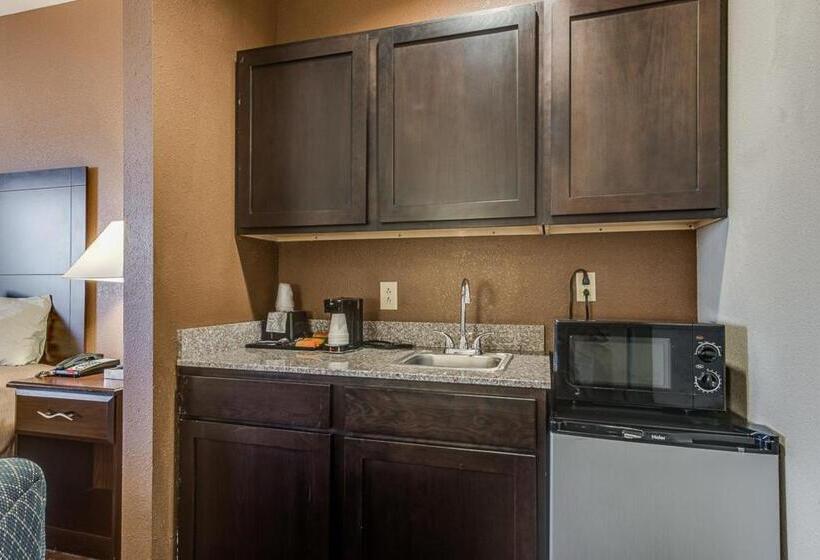 מוטל Executive Inn & Suites Cushing