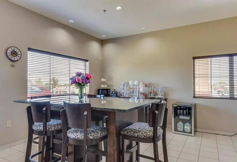 Motelli Executive Inn & Suites Cushing