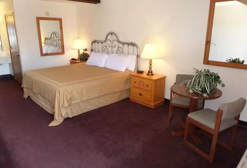モーテル Passion Play Road Inn   Formerly Statue Road Inn